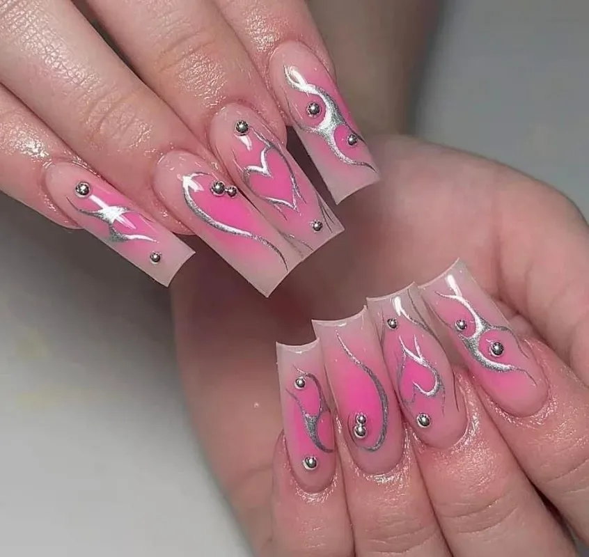 Creative Nails West Bromwich — Nail salon in West Bromwich